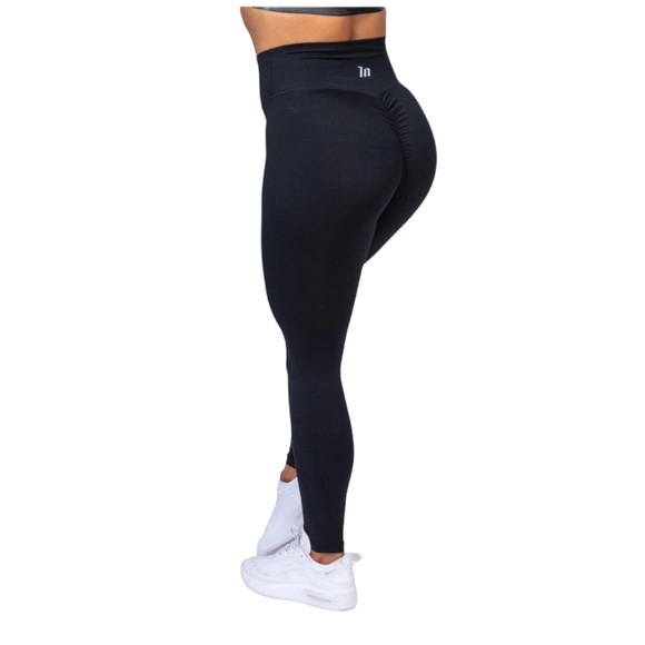 MuscleNation Pants - MuscleNation Full Length Scrunch Leggings (M)